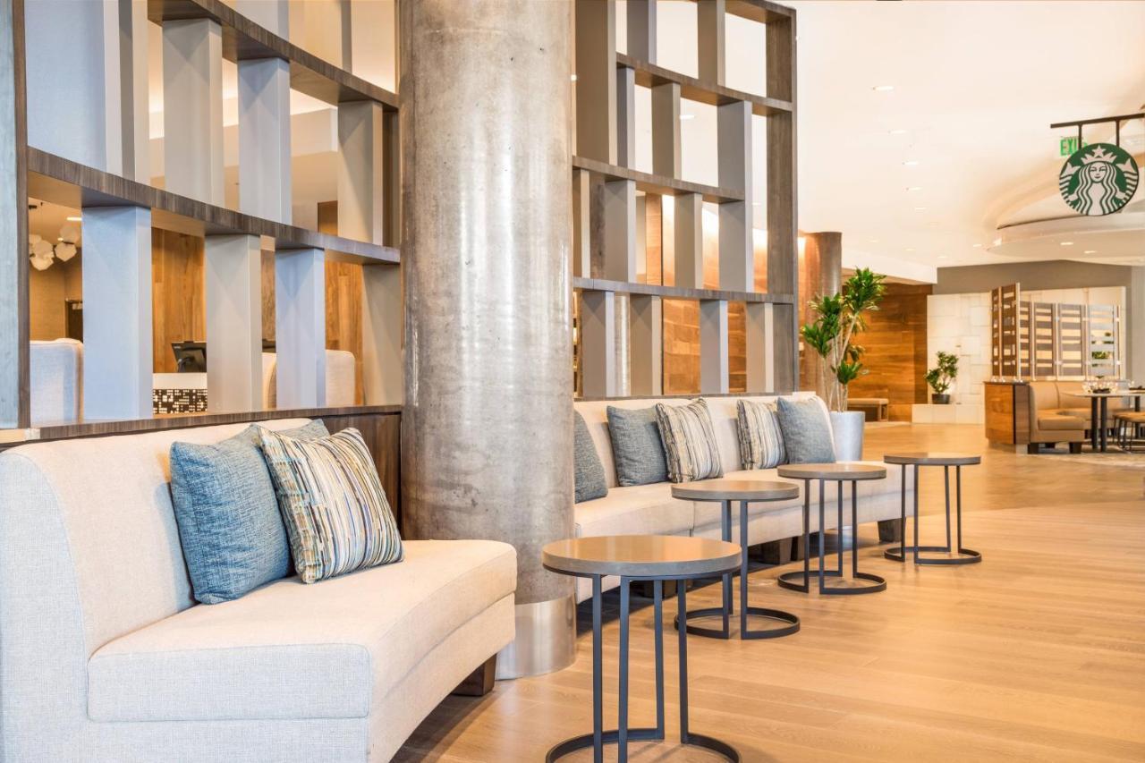 Courtyard By Marriott Seattle Bellevue/Downtown Hotel Exterior photo